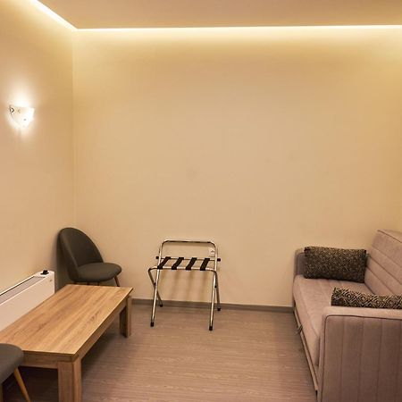 Famissi Eden Hotel Kalampáka Luaran gambar