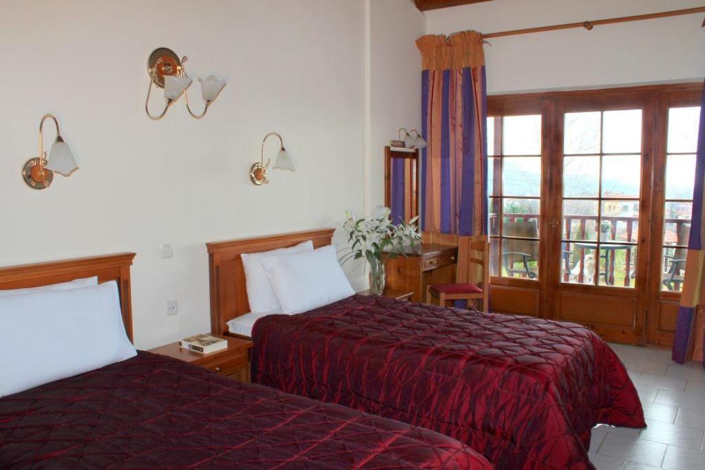 Famissi Eden Hotel Kalampáka Bilik gambar
