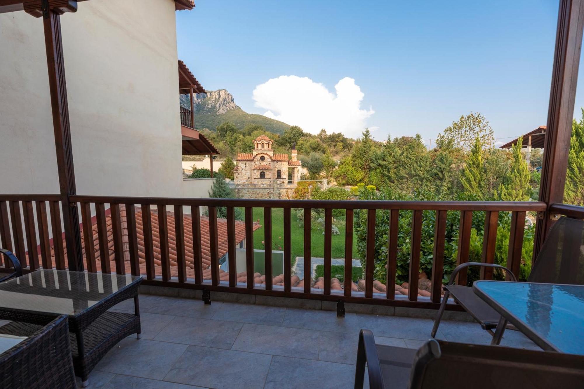 Famissi Eden Hotel Kalampáka Luaran gambar