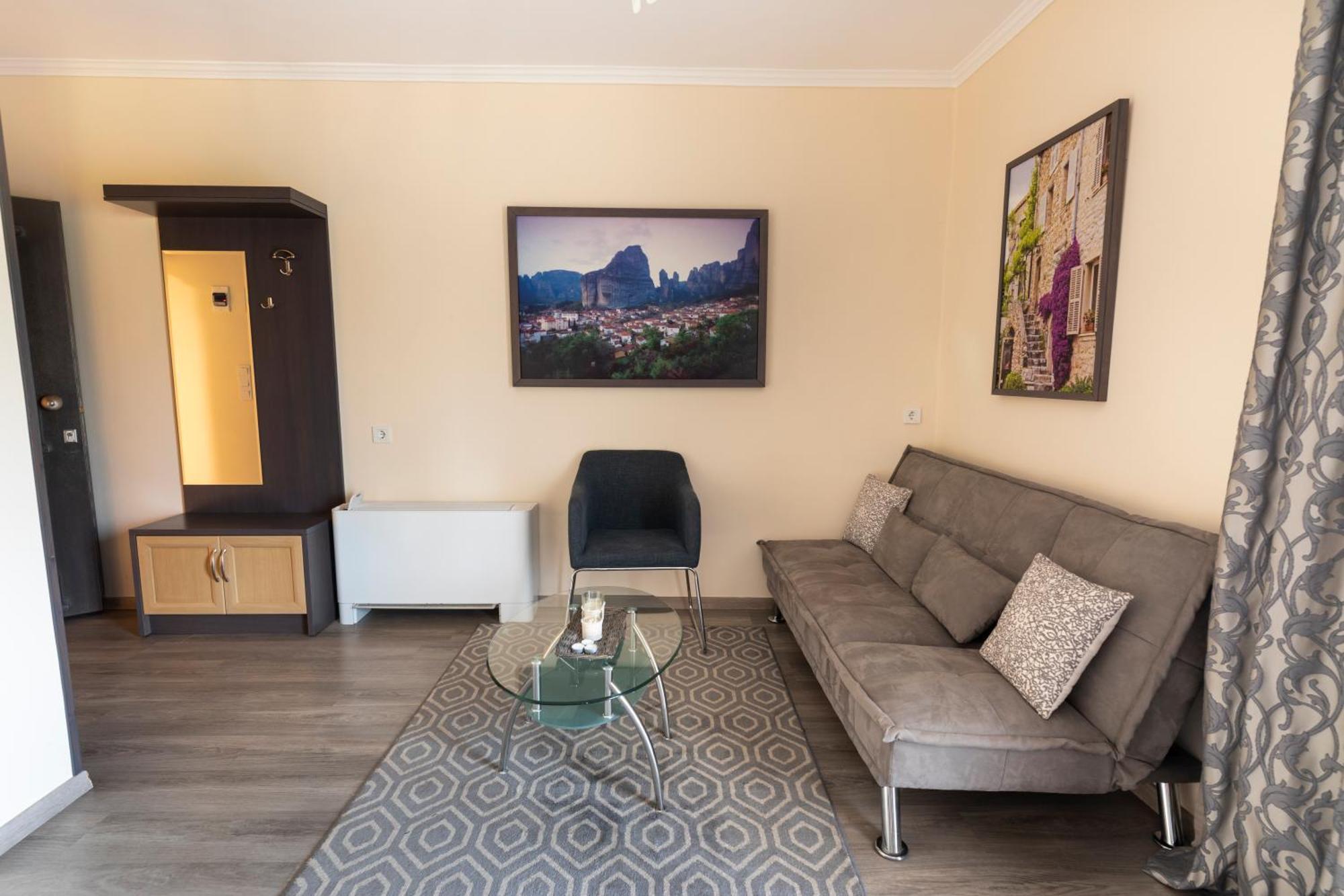 Famissi Eden Hotel Kalampáka Luaran gambar